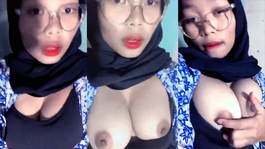 Bokep Indo ABG Hijabers SMA Toketnya Gede Banget